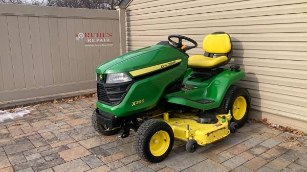 SOLD! 2016 John Deere X390 Lawn Tractor 1