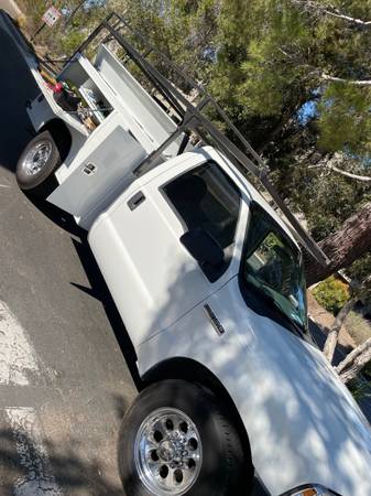 Ford F-350 super duty 1