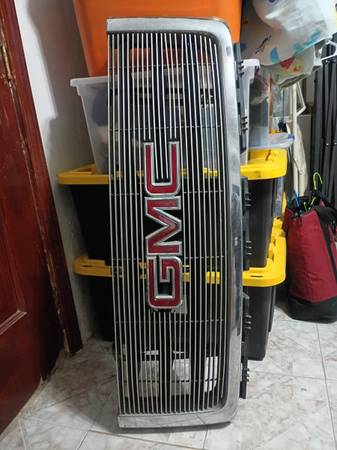 GMC front grille 1