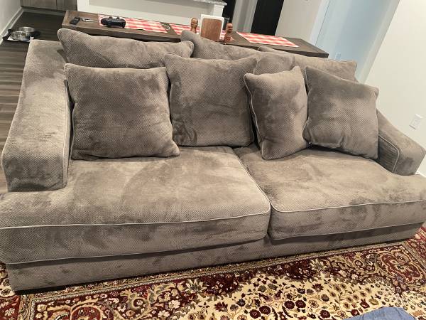 Extra deep sofa 1