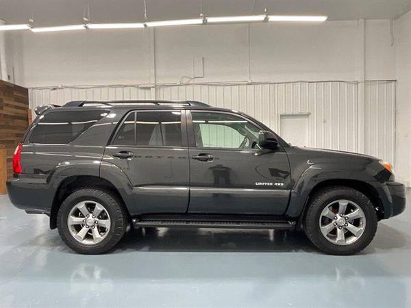 2006 Toyota 4Runner Limited Sport Utility 4.0L V6 / Leather / Sunroof Wagon body - $17,995 (+ MM Investment Cars-Gladstone / WE SHIP NATIONWIDE)63470222396161123