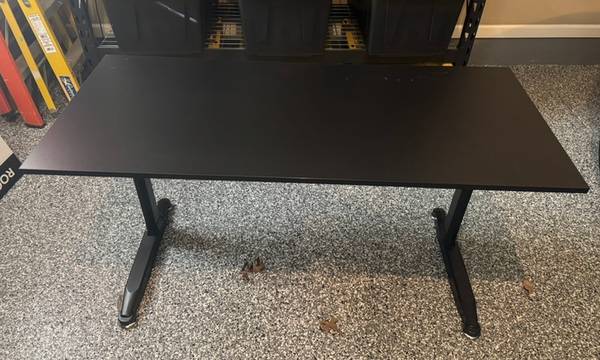 Adjustable Height Standing Desk 55 x 24 1