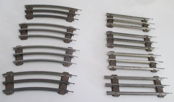 LIONEL 027 HALF TRACK *CURVE & STRAIGHT $2 EACH 1