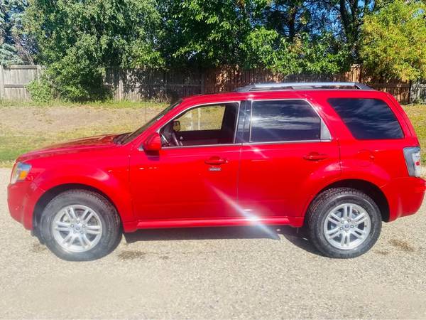 2010 Mercury Mariner/Ford Escape-V6,4wd,Red,ONLY 32000 miles,NO RUST 1