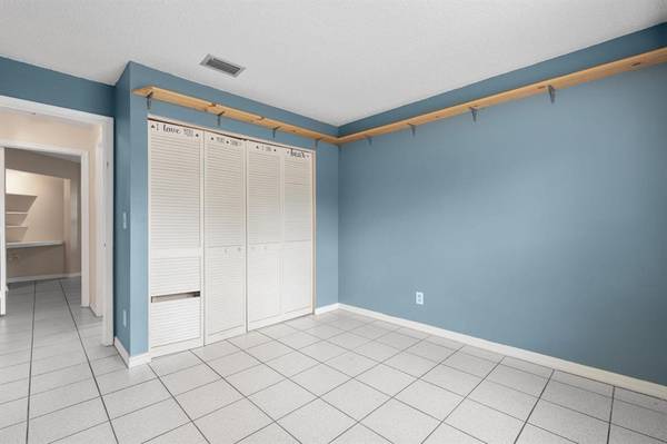 $499,900 / 3br - ██ 	Move-in ready 3BR/2BA single-family home on a desirable corner lot (Coconut Creek)64049277826307124