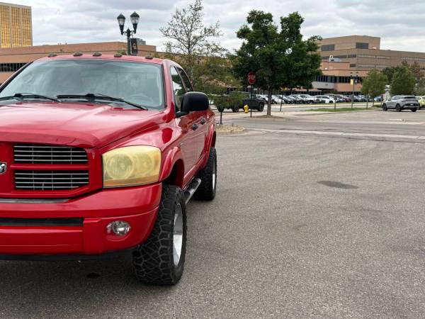 2006 RAM 1500 4x4 - Photo 2