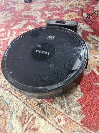 Goovi Robot Vacuum 1