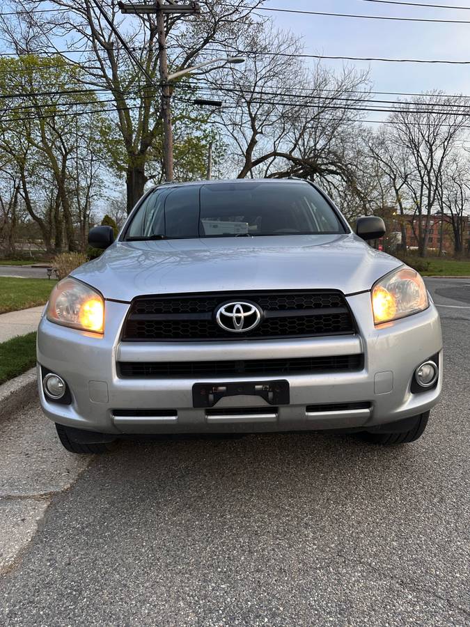 2011 Toyota RAV4 Sport