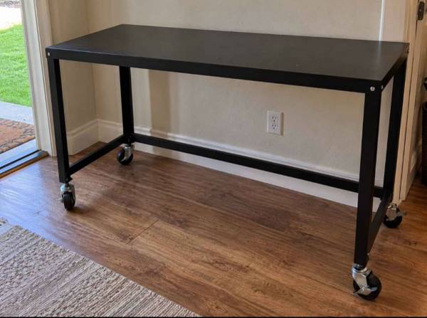 Metal rectangle table 1