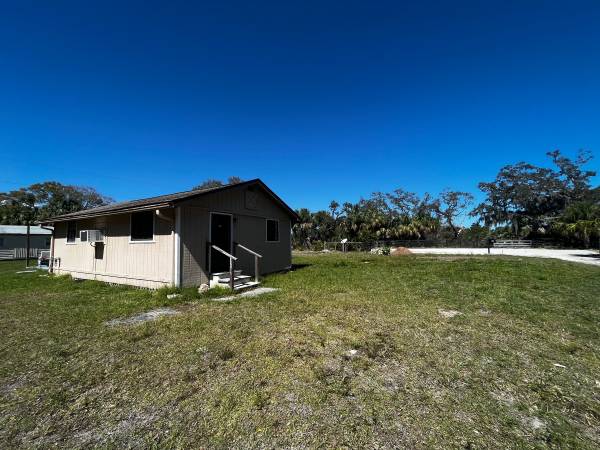 $1,500 / 1br - 0720ft2 - Cabaña en alquiler. (Grant-Vakaria)63846409686787120