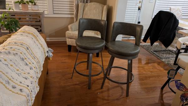 Barstools, Leather, Counter Height, Swivel 1