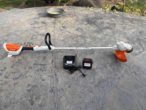 Stihl FSA 57 weedeater 1