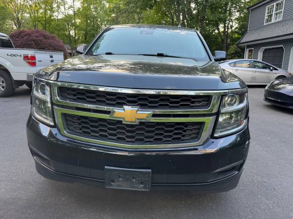 Chevrolet Tahoe 2015 - $17,995 (Newtown)63614560940803121
