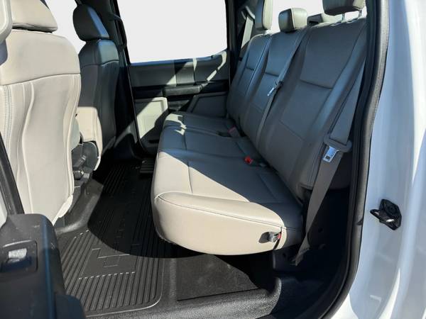 2019 Ford F-350 4X4 - Photo 8