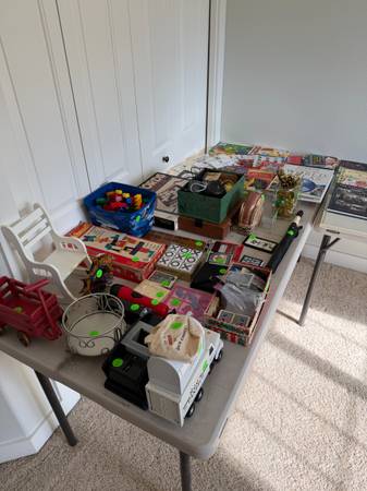 Yard sale photo