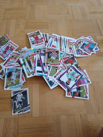 140 - 2020-21 DONRUSS PANINI WORLD SOCCER CARDS 1