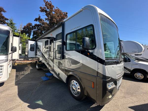 2007 Fleetwood Southwind 36ft Class A - BATH & 1/2, DUAL A/C & FURNACE - $44,911 (IMMACCULATE CONDITION)63470799277187123