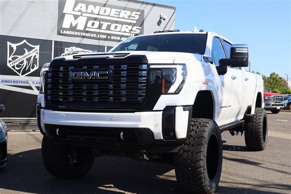 2025 GMC Sierra 3500 Denali Ultimate  LIFTED DIESEL TRUCK 4X4 LOADED  1
