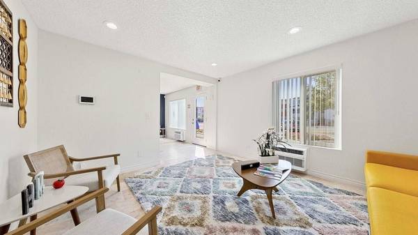 $799 / 1br - 496ft2 - 1bd 1ba, Las Vegas NV, Online Service Requests (920 Sierra Vista Dr, Las Vegas, NV)63859499401475123