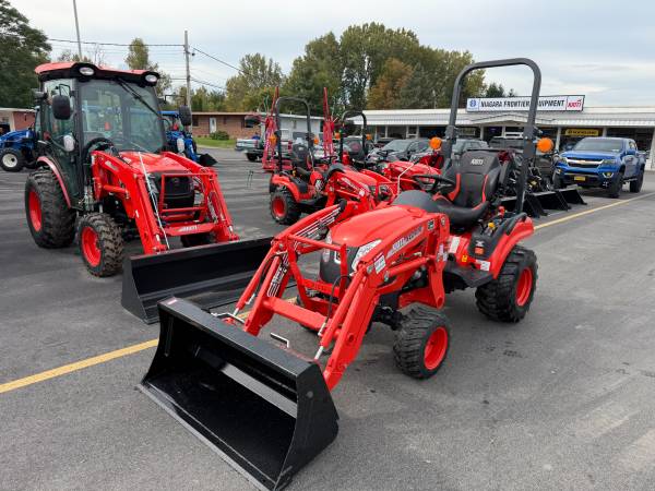 2027 KIOTI CS2210 TRACTOR STOCK# 42360 1