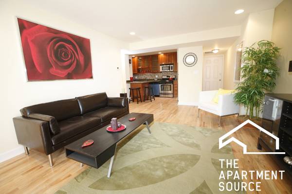 $1,700 / 1br - 🏙️ Fully Loaded, Modern 1 Bed + 1.5 Bath — W/D in-Unit (Rogers Park)63960149164162120