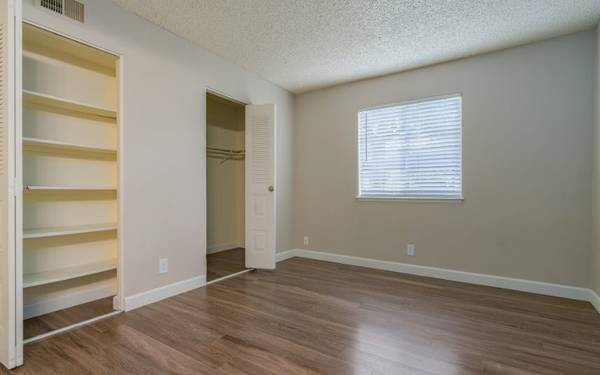 $2,206 / 2br - 875ft2 - Located in Sacramento, Playground, 2/BD (11325 Quartz Dr, Sacramento, CA)63961340459394123