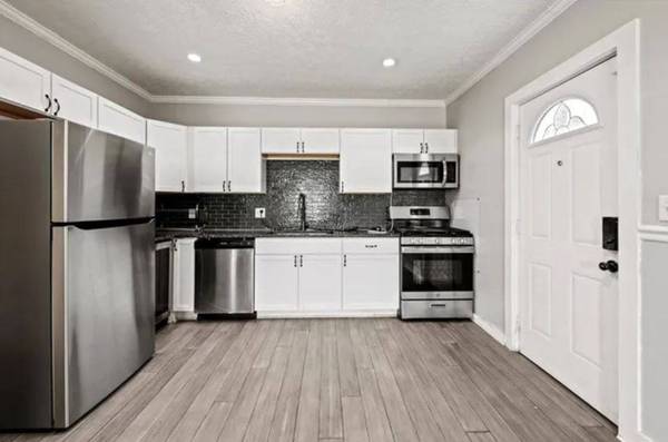 $970 / 1br - ⁂AMUEBLADO COMPLETAMENTE - Linda casa de dos dormitorios y un baño ⁂ (santa cruz)64023719293827122