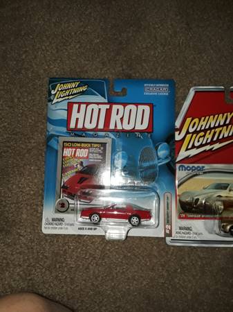 Johnny Lightning Drag & Hot Rods 1
