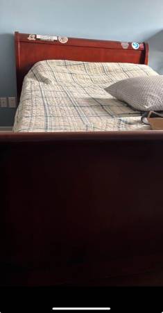 Full size bed and mirror 1