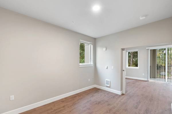 $1,699 / 1br - 539ft2 - Crossroads on Crosby - 1 Bed, 1 Bath, Beautiful landscape views (Tumwater)63884886818177120