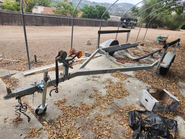 FE Galvanized single axel boat trailer with side rails 1
