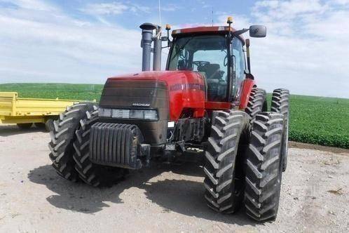Versatile. tractor .2OO3CASEIH 1