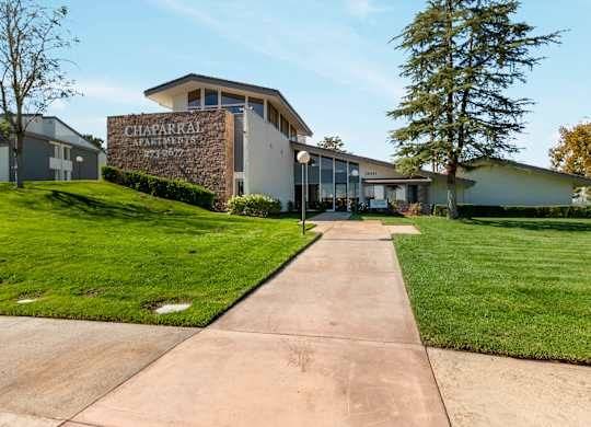 $1,640 Built-In Microwave Select Units, View, Large Bedrooms63701016170499120