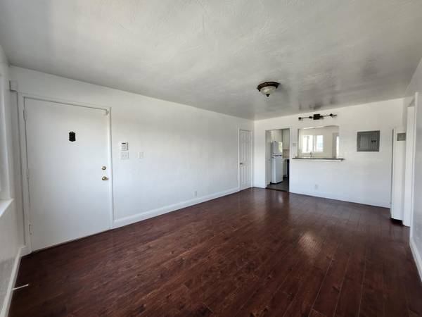 $2,724 / 2br - 900ft2 - Pet Friendly 2b/1b, newly renovated with W/D, D/W, & Parking (oakland north / temescal)64011484343554124
