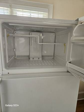 Refrigerator - $139 (Alpharetta)63469931627651121