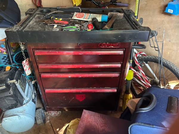 Kobalt Rolling Toolbox Loaded with a Wide Variety of Tools – Great Dea 1