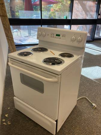 GE Stove $100 1