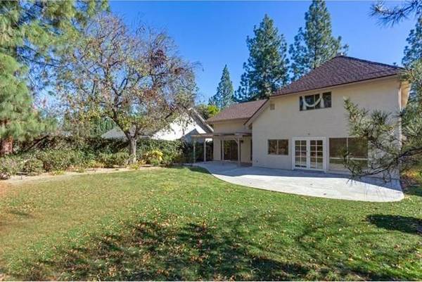 $4,990 / 4br - 2500ft2 - 3 Car Garage- 4 Bedrooms (West Hills)63800690066819121
