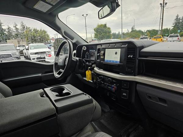2023 Ford F-350 Super Duty - Photo 11
