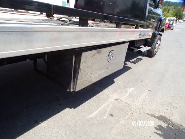 2020 Chevrolet Silverado con cama Century 21' - $85,000 (Tarrytown)63654713520385122