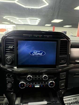 2022 Ford F-150 4x4 4WD - Photo 9