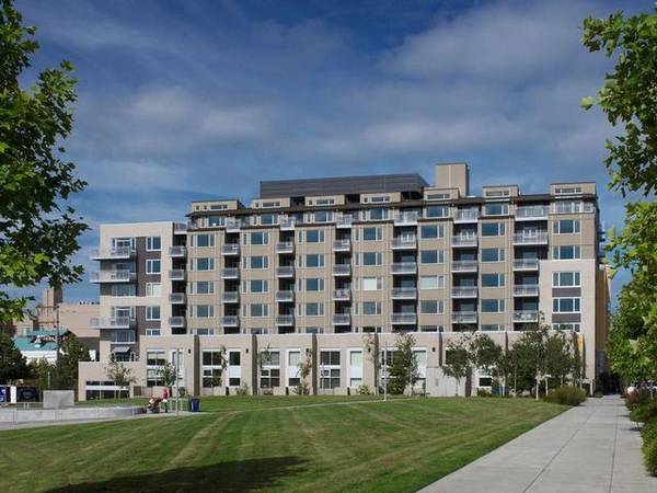 $1,636 / 566ft2 - Bañera de hidromasaje al aire libre, sistema de seguridad, sistema de entrada con intercomunicador (Ballard-Seattle)63884893591171120