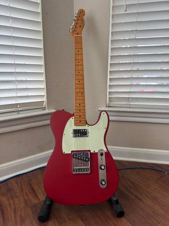 Squier 40th Anniversary Vintage Telecaster – Upgraded – Dakota Red 1