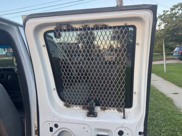 2009 Ford E-Series E-150 E-150 - Photo 14