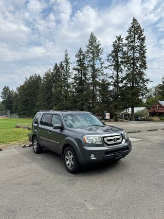2011 Honda Pilot (Clean title) 1