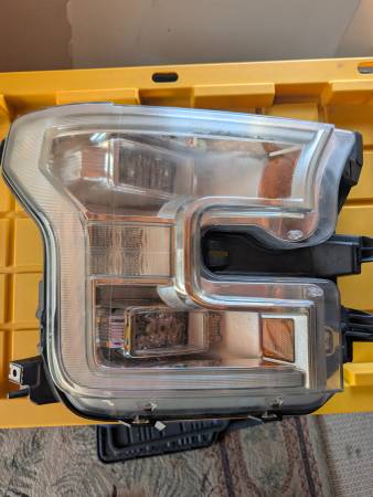 2015/2017 F-150 Headlamp assembly Right Side 1