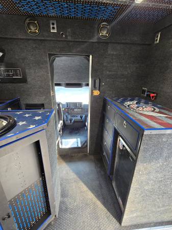 2024 Freightliner M106 - Photo 13