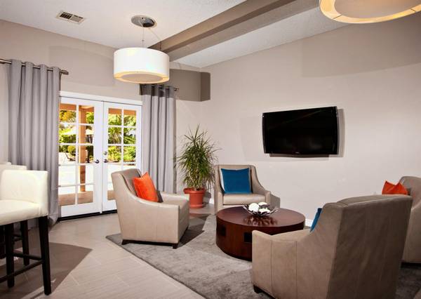 $2,695 / 2br - CALL for 1 FREE MONTH! 2 Bedroom - Master Suite, Hot Tub & Sauna (La Mesa)63998602079875121