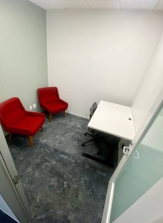 $471 All-Inclusive Private Office in Vernon Hills –Move-In Ready (Vernon Hills)64041810824451120