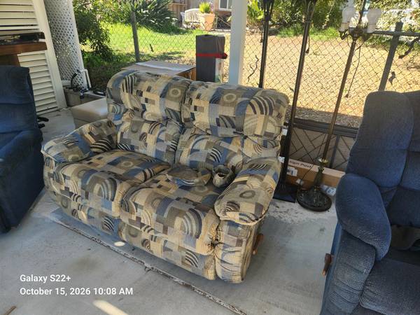 Yard sale photo